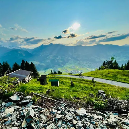 Apartment Pop-up - Zentral, Balkon, Wandern-biken-ski