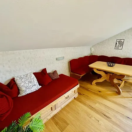 Pop-up - Zentral, Balkon, Wandern-biken-ski *